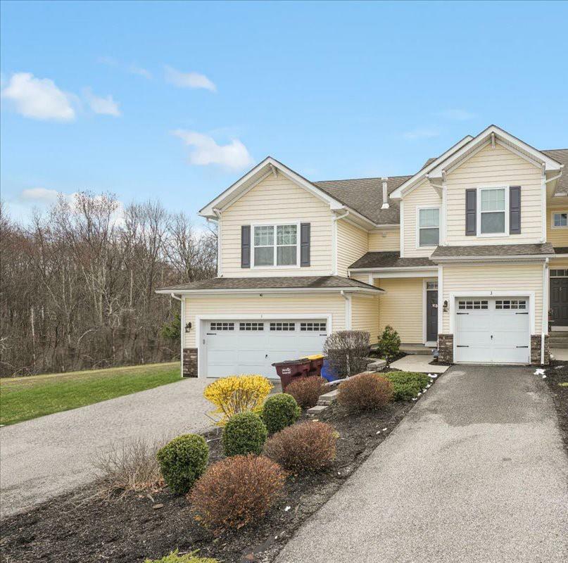 Property Photo:  3 Highrose Ridge Way  NY 10940 