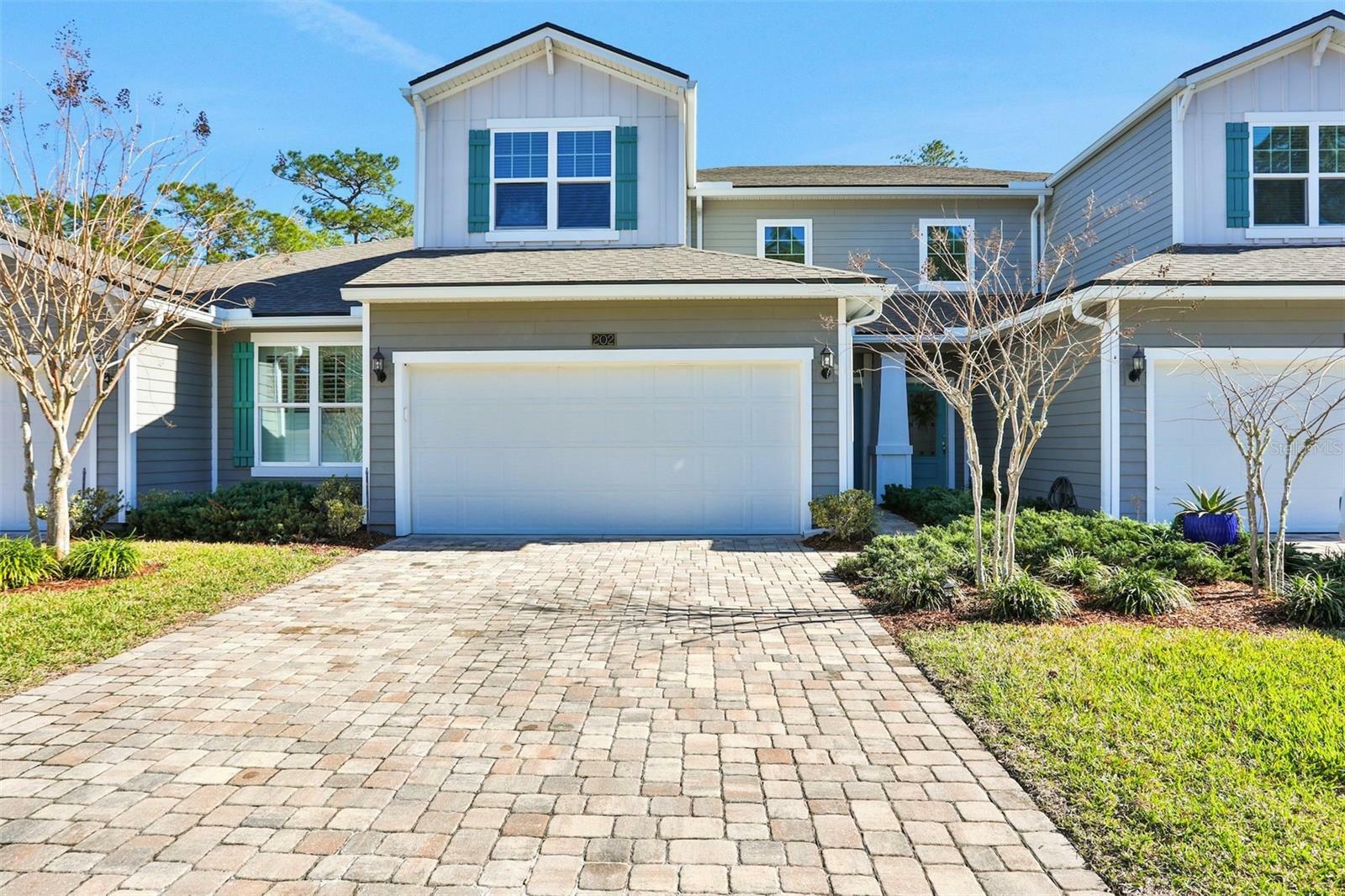 Property Photo:  202 Pindo Palm Drive  FL 32081 