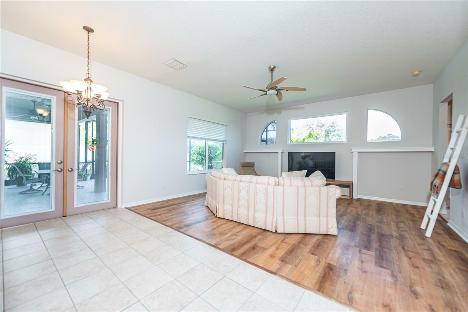 Property Photo:  2819 Durant Trails Boulevard  FL 33527 