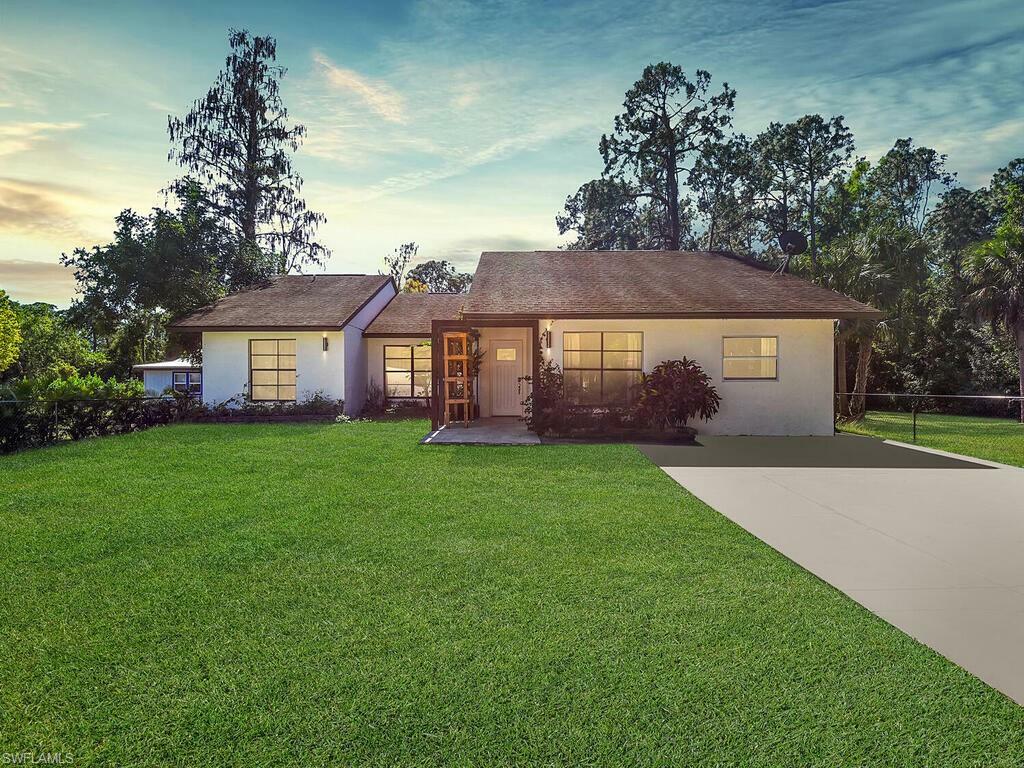 Property Photo:  5840 Copper Leaf Ln  FL 34116 