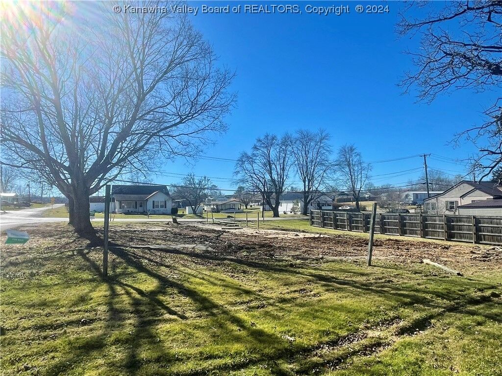 Property Photo:  2203 Cherry Street  WV 25526 