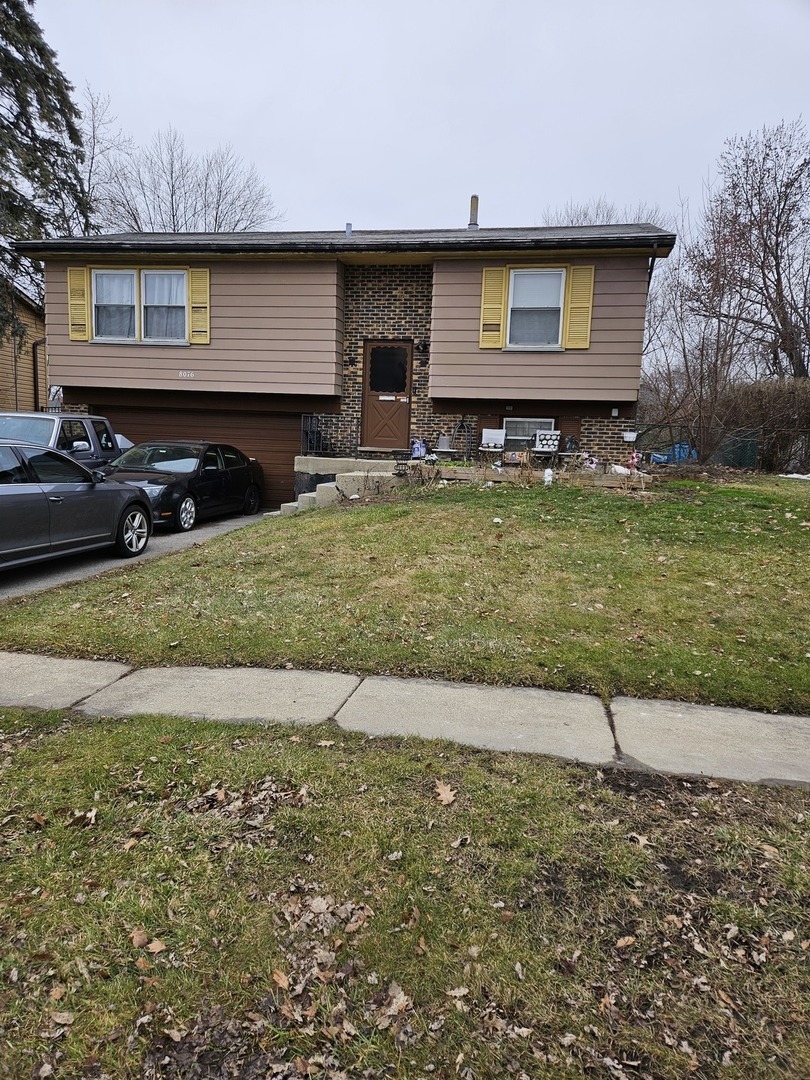 8076 Kingsbury Drive  Hanover Park IL 60133 photo