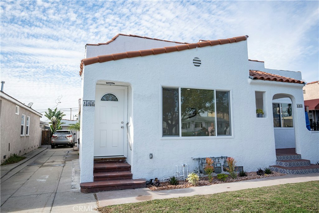 Property Photo:  141 N 21st Street  CA 90640 