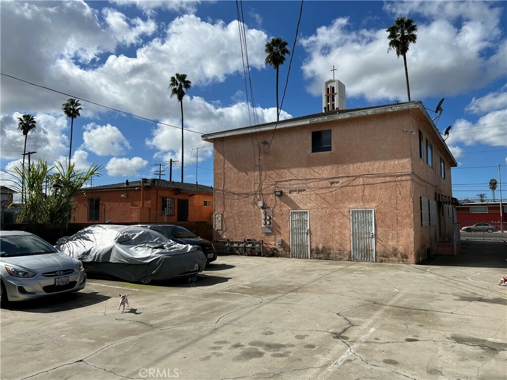 Property Photo:  11170 S Figueroa Street  CA 90061 