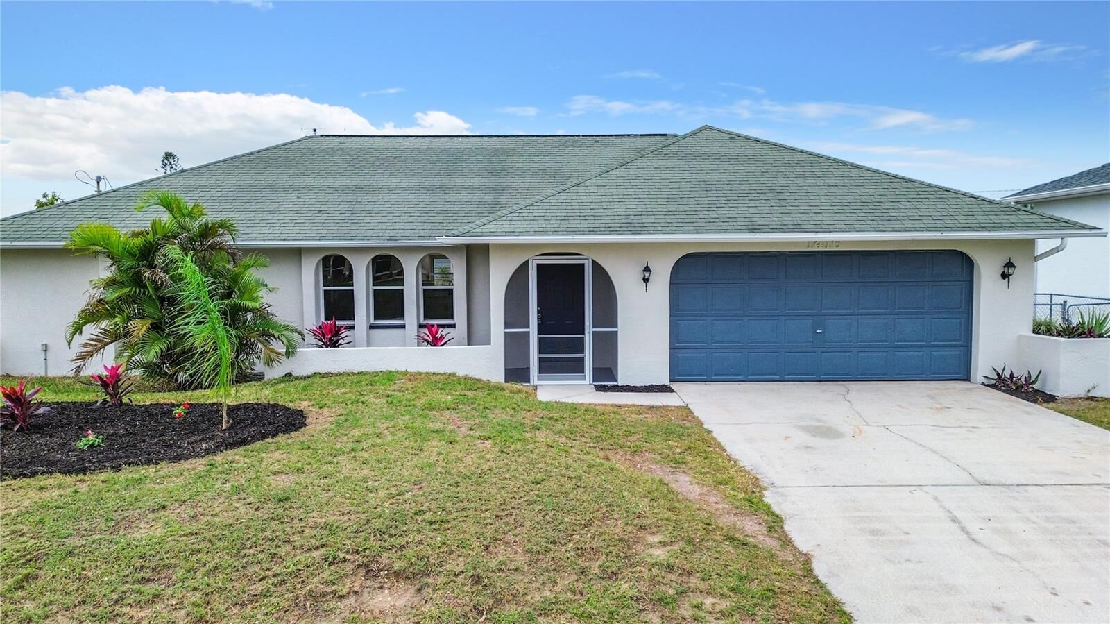 Property Photo:  1416 SE 2nd Avenue  FL 33990 