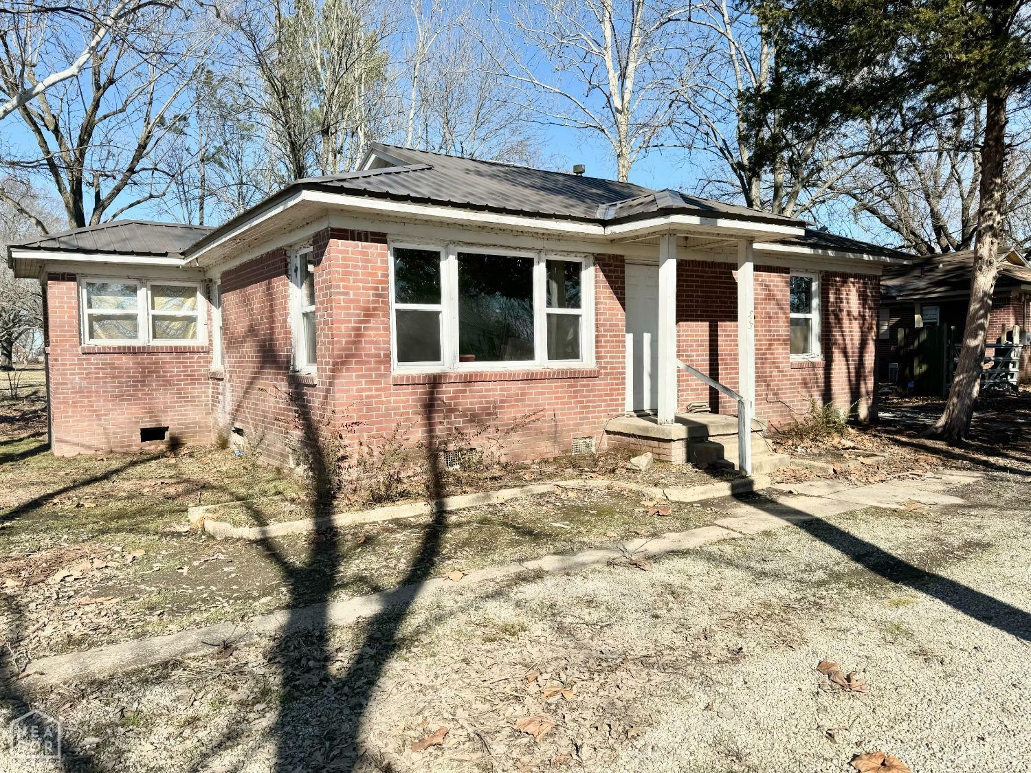 Property Photo:  515 Darden St  AR 72431 