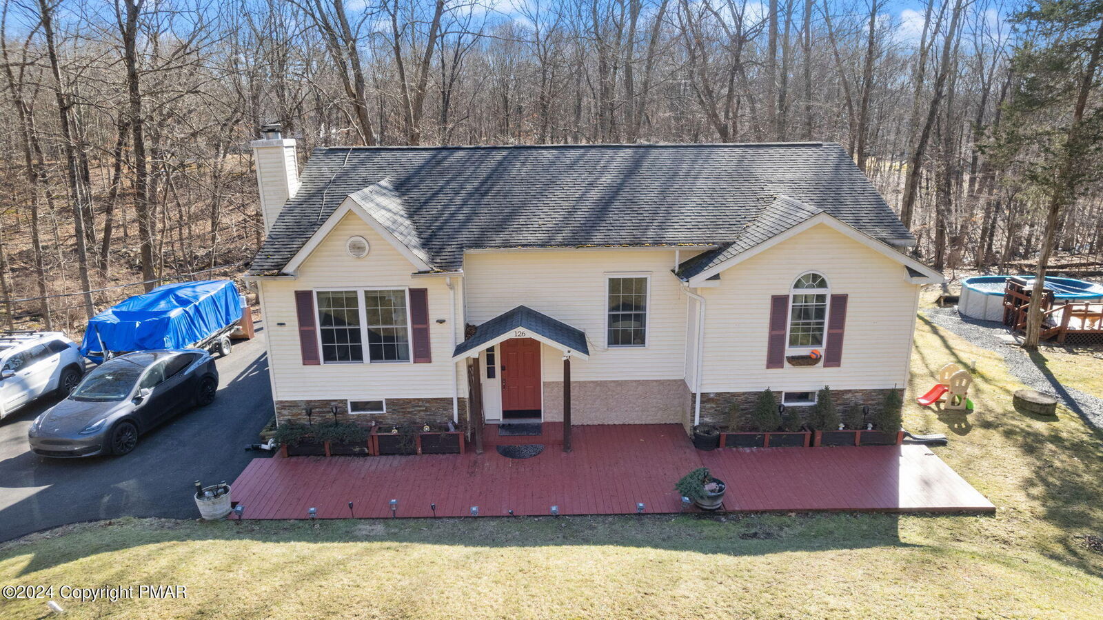 Property Photo:  1232 Pocono Mountain Lake Drive  PA 18324 