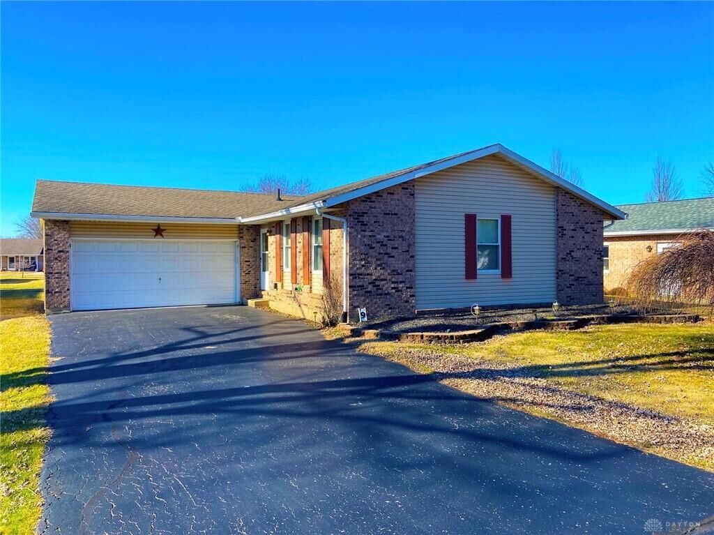 Property Photo: 9 Southern Boulevard OH 45335