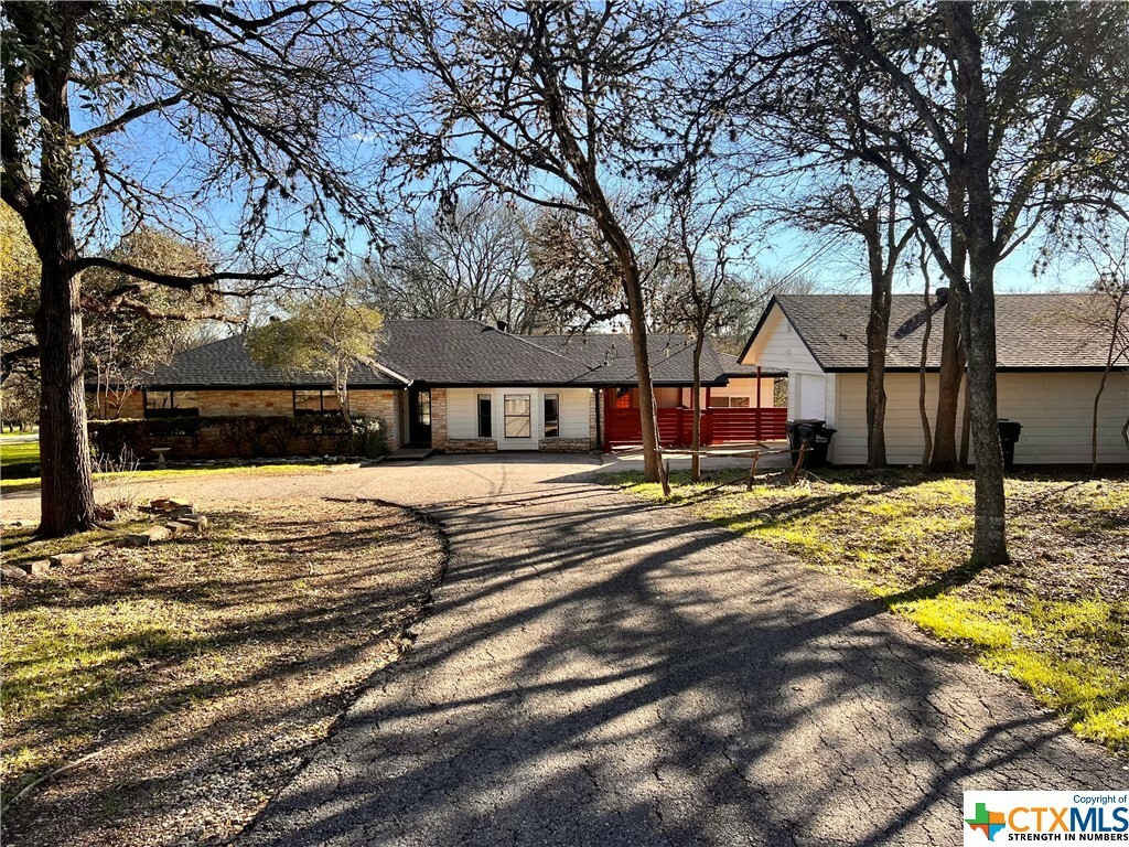 Property Photo:  703 Stagecoach Trail  TX 78666 