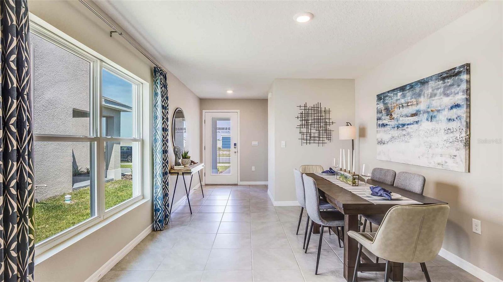 Property Photo: 3545 Hilltop Circle FL 34211