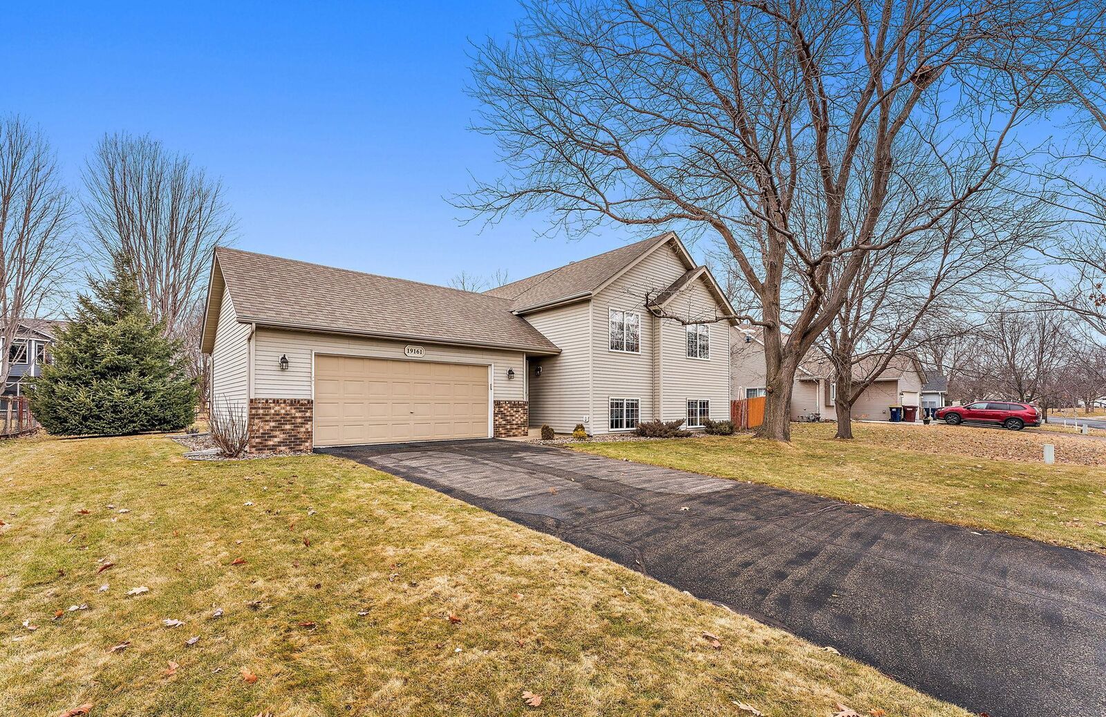 Property Photo:  19161 Evenston Drive  MN 55024 