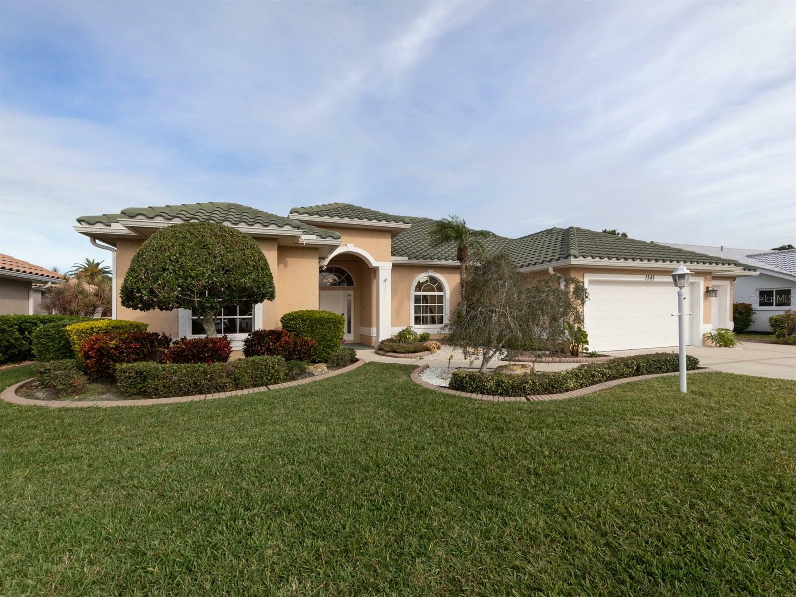 Property Photo:  1543 Waterford Drive  FL 34292 