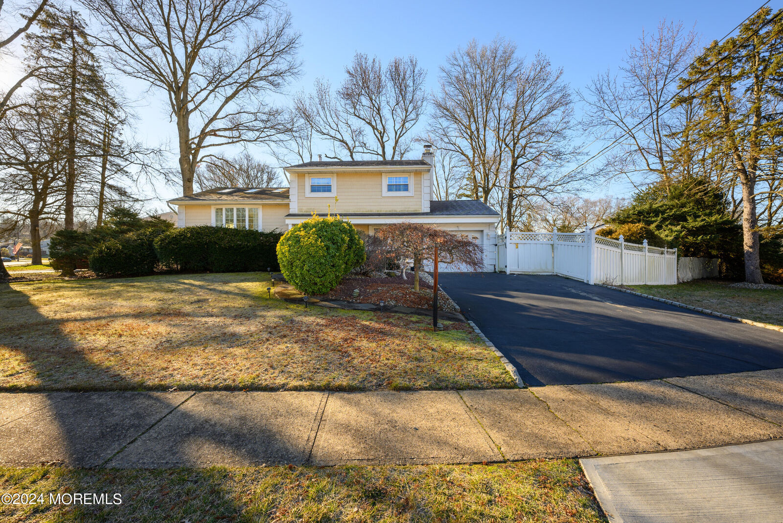 Property Photo:  99 Phillips Drive  NJ 08857 