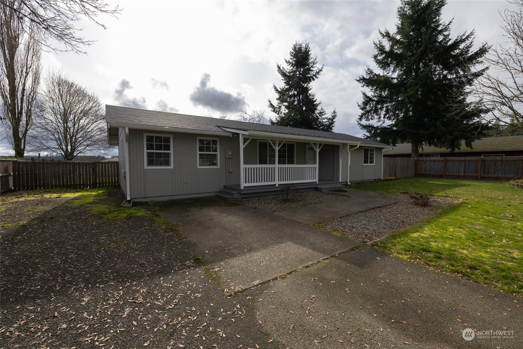 Property Photo:  2907 Crowder Place SE  WA 98589 