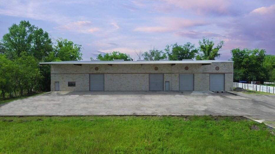 Property Photo:  2010 Gault Road  TX 77039 