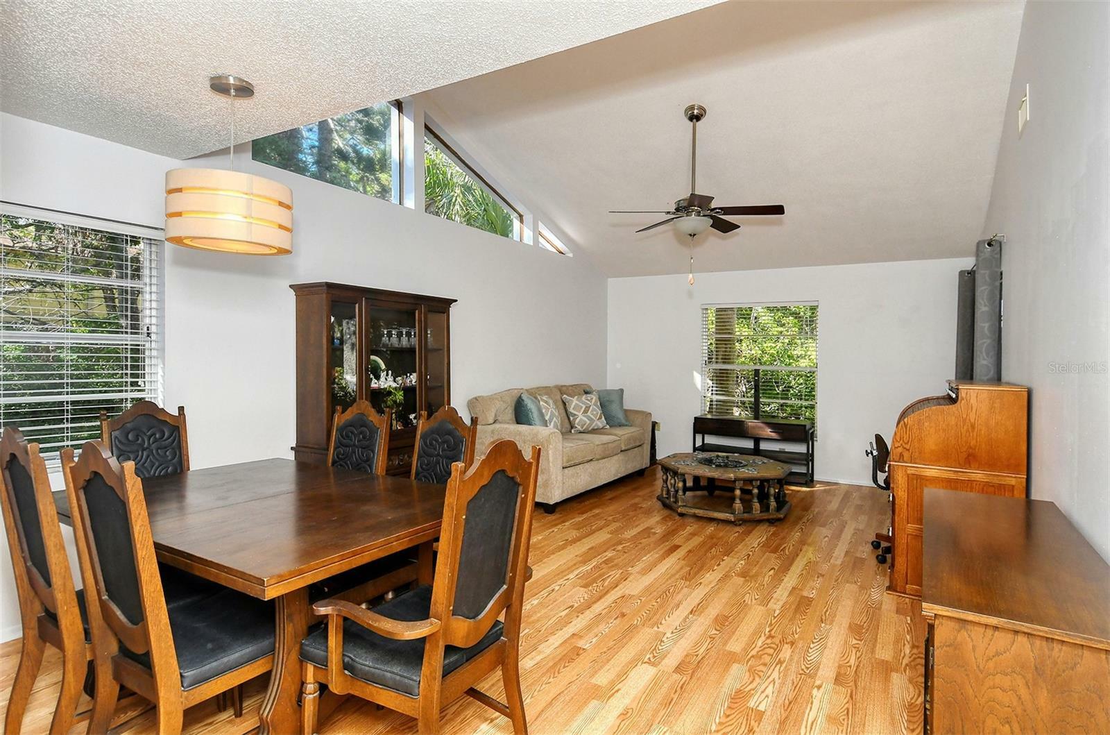 Property Photo:  5049 Village Gardens Drive 16  FL 34234 