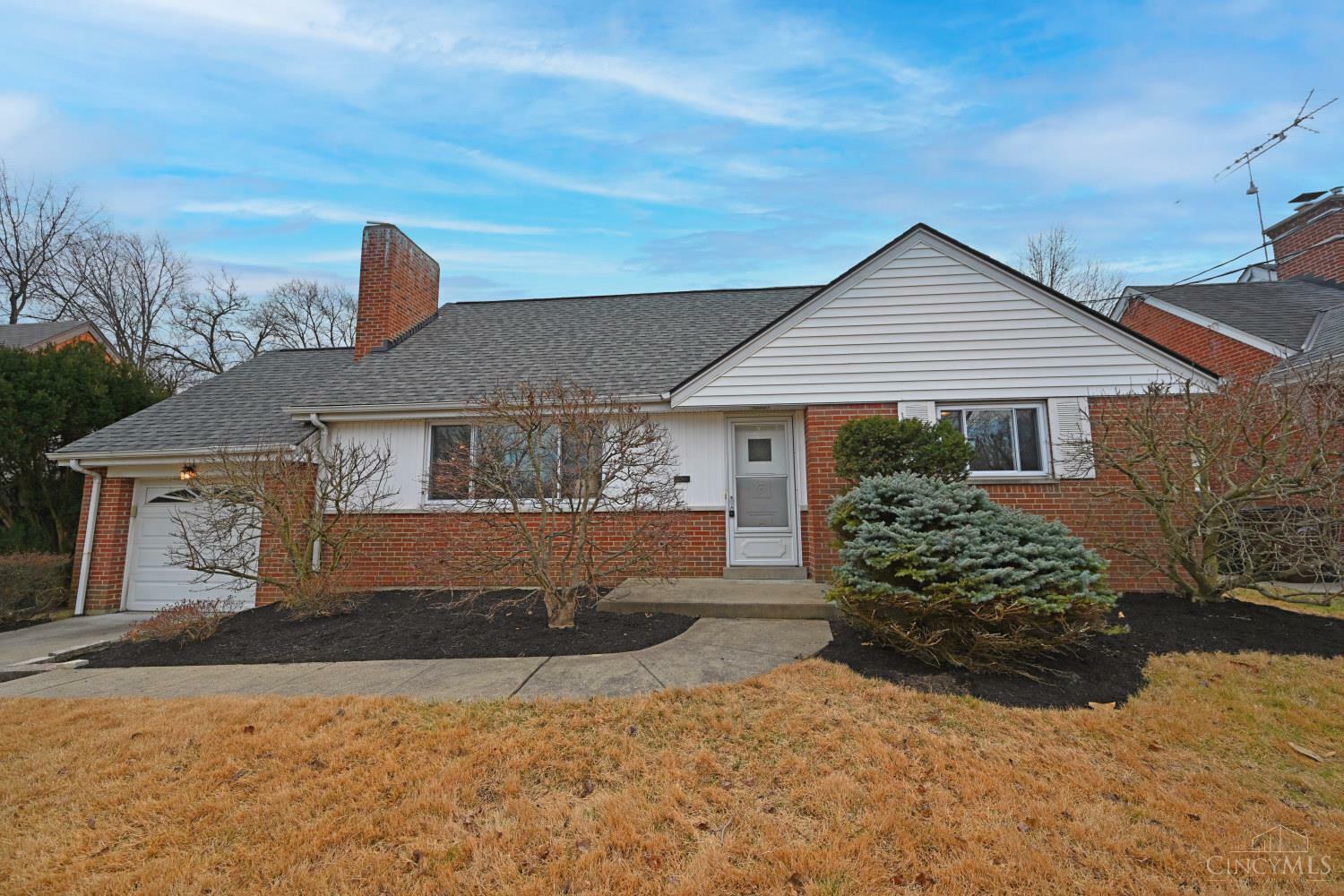 Property Photo: 4381 Yakima Drive OH 45236