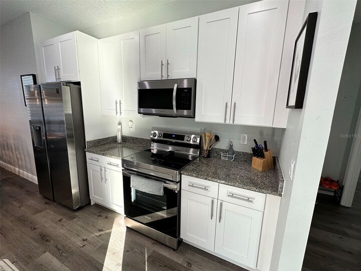 Property Photo:  1361 Sacramento Street  FL 32725 