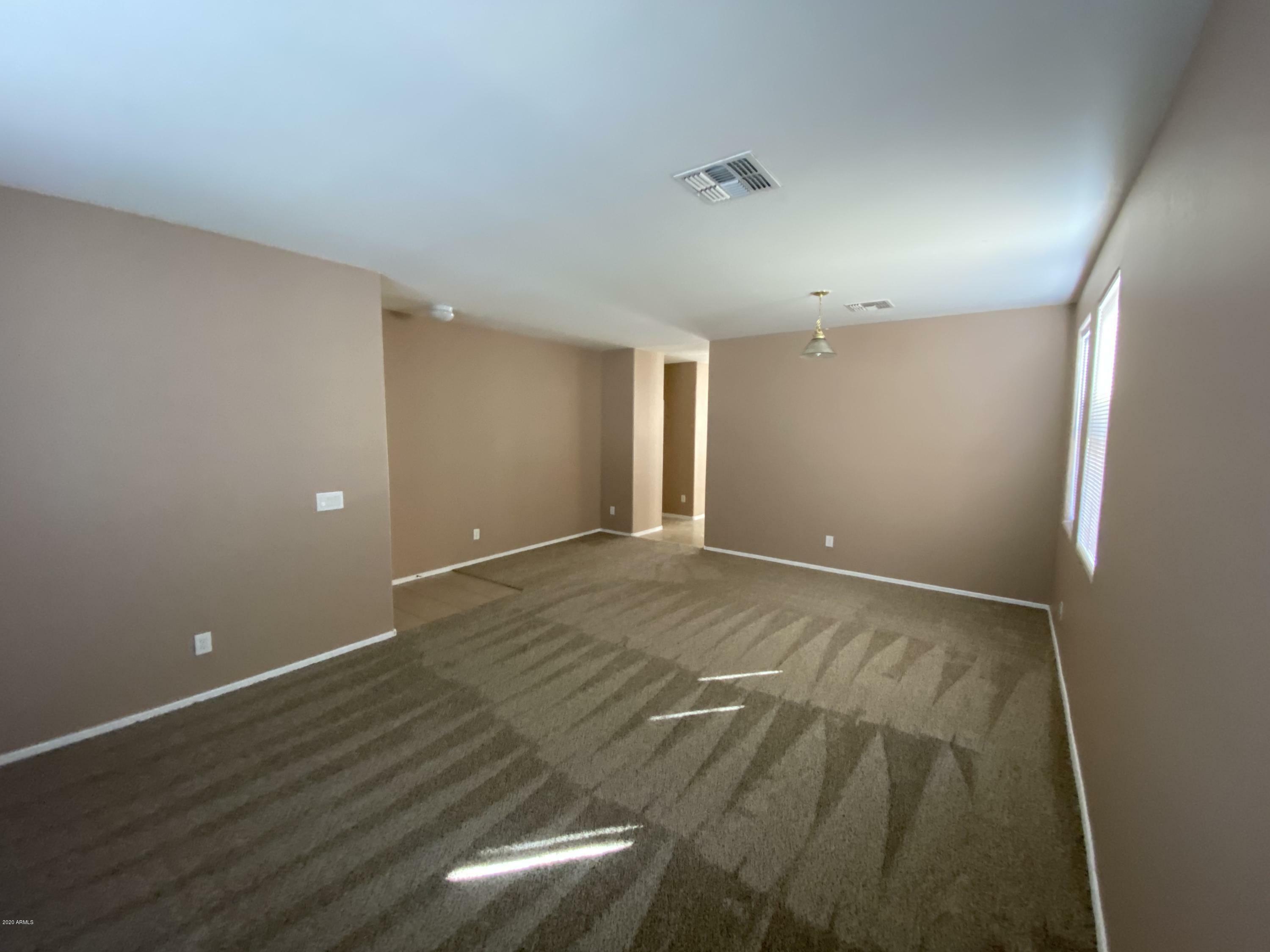 Property Photo:  46009 W Dutchman Drive  AZ 85139 