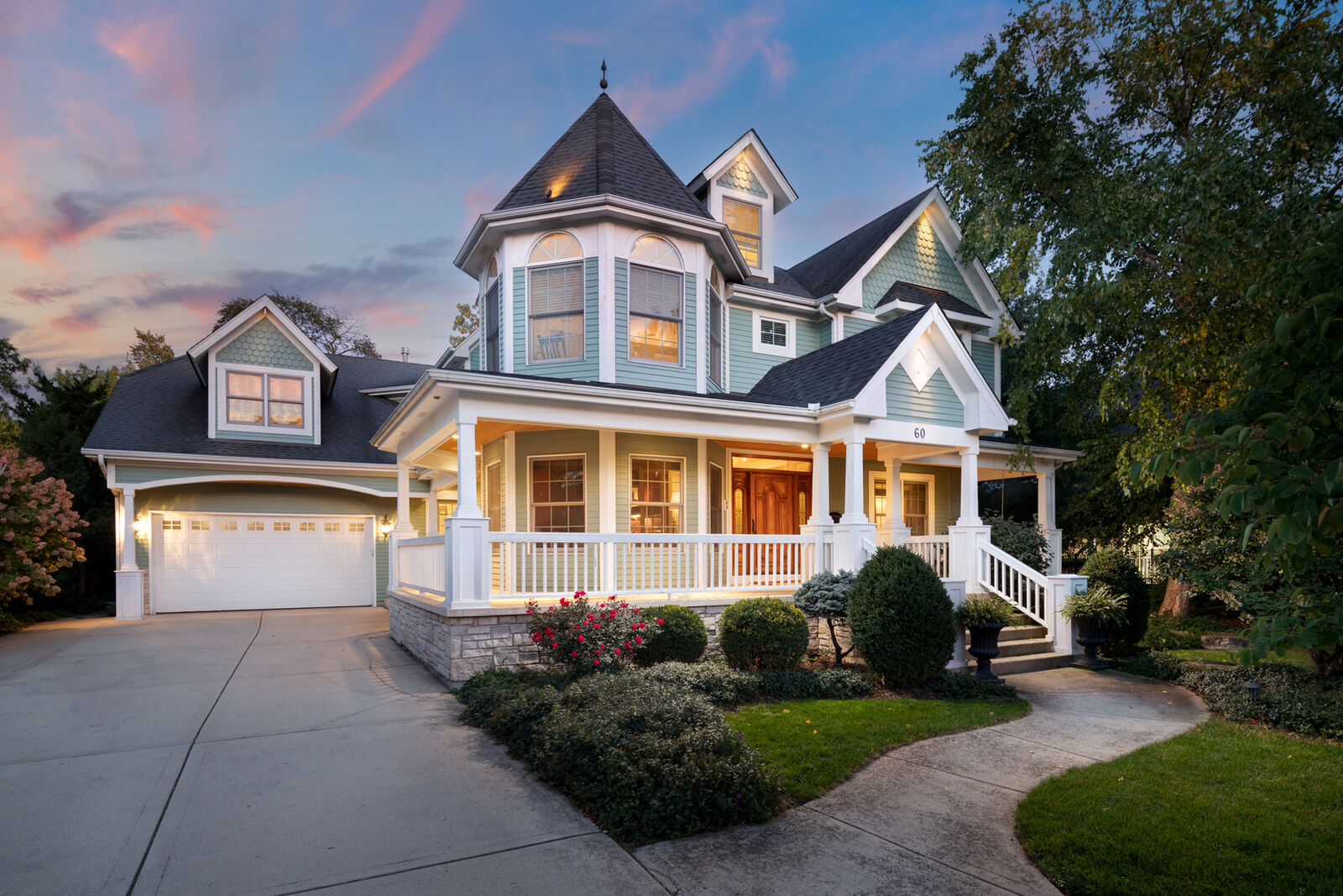 Property Photo:  60 Forest Avenue  IL 60540 