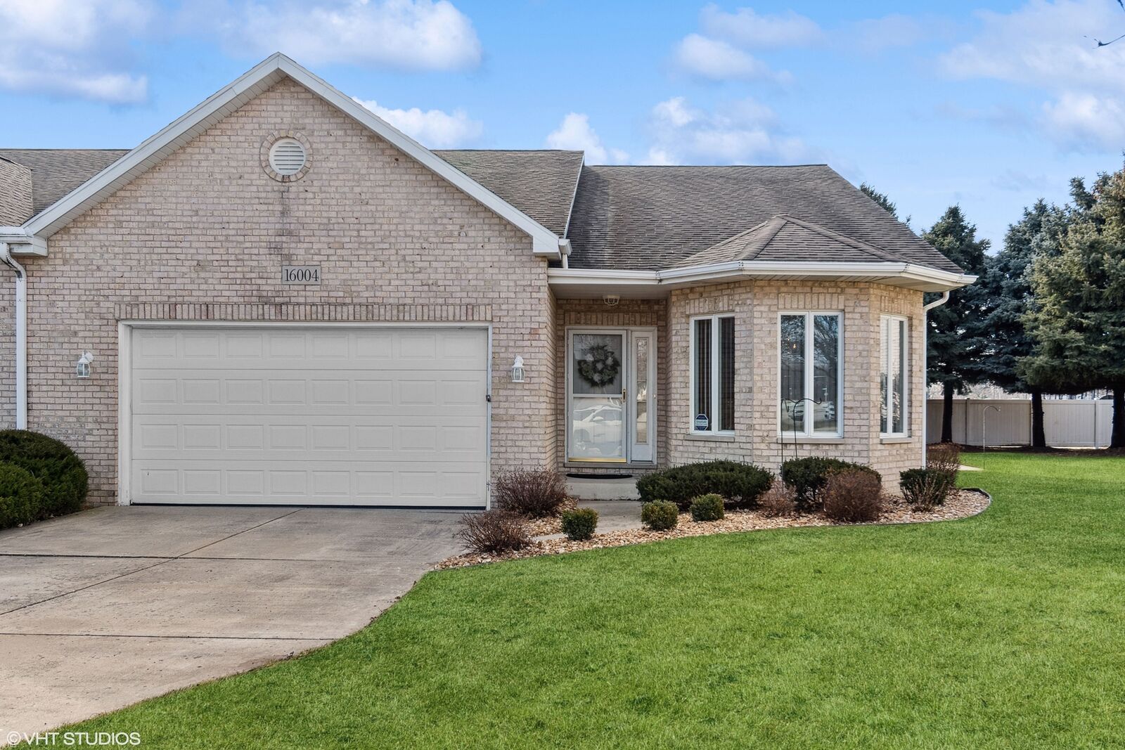 Property Photo:  16004 Waterfront Circle  IL 60544 