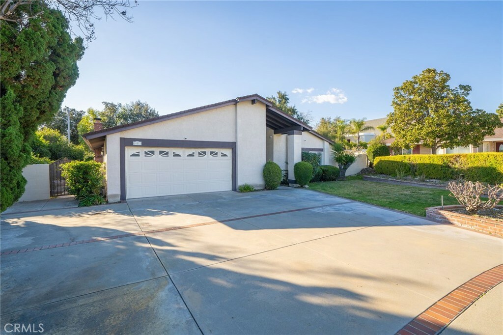 Property Photo:  409 Winston Way  CA 91786 