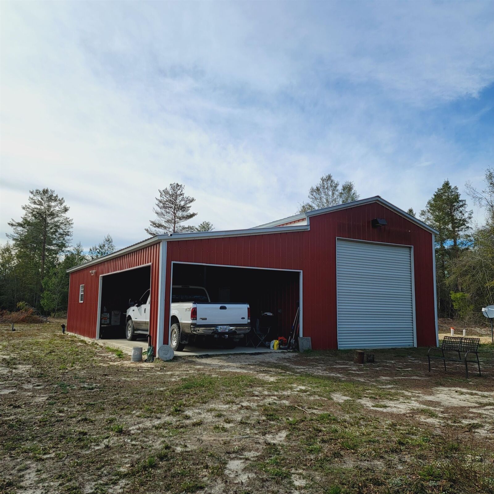 Property Photo:  8100 SE River Road  FL 32059 