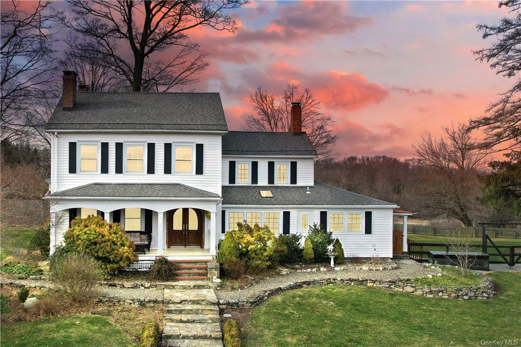 Property Photo:  1 Ivy Cliff Road  NY 10916 