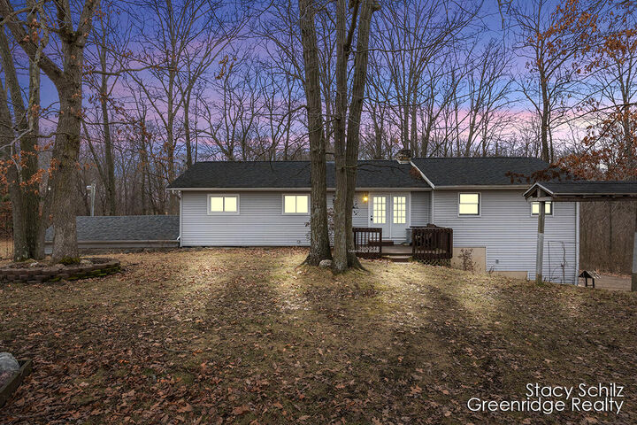 1620 S Charlton Park Road  Hastings MI 49058 photo
