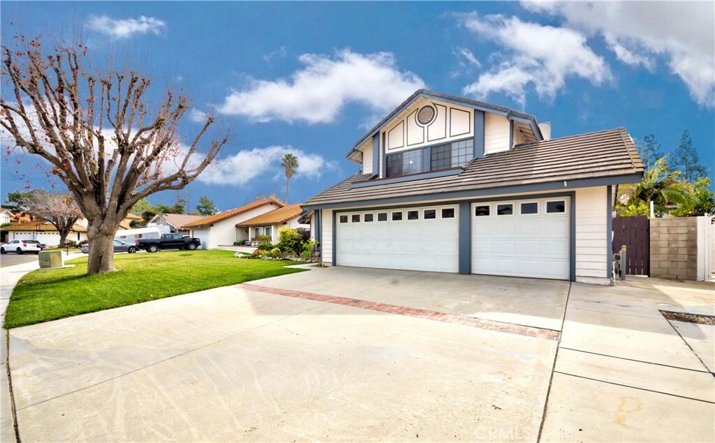 Property Photo:  3928 Rancho Del Oro Drive  CA 92505 