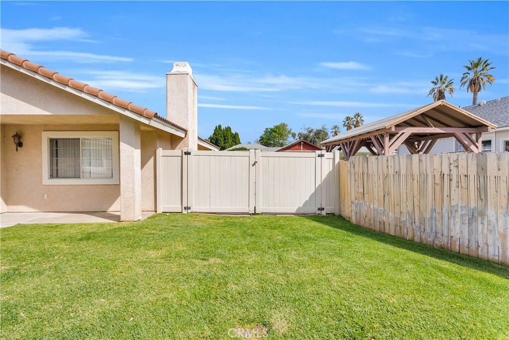 Property Photo:  4929 Rubidoux Avenue  CA 92504 