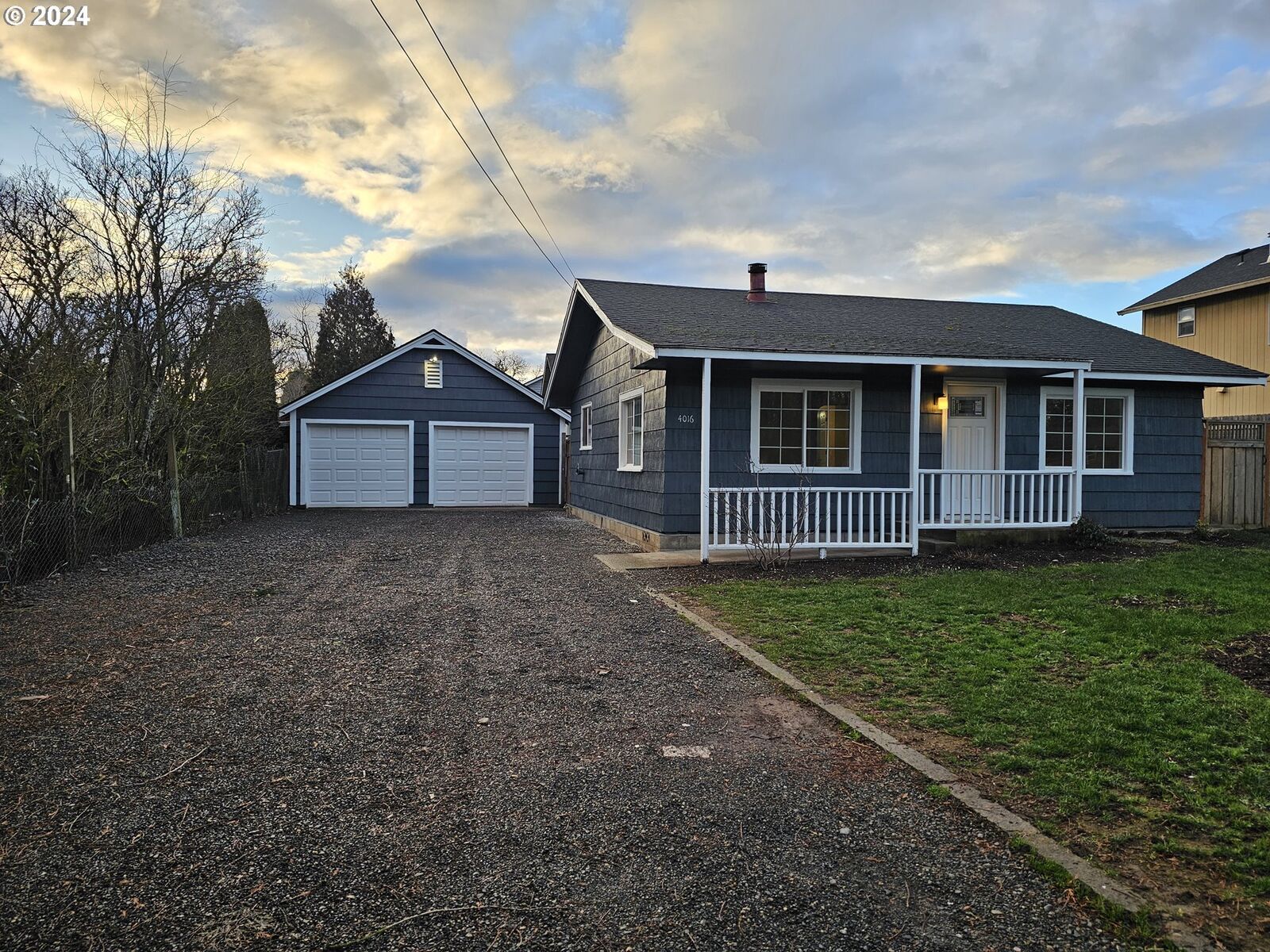 Property Photo:  4016 NE 62nd Ave  WA 98661 