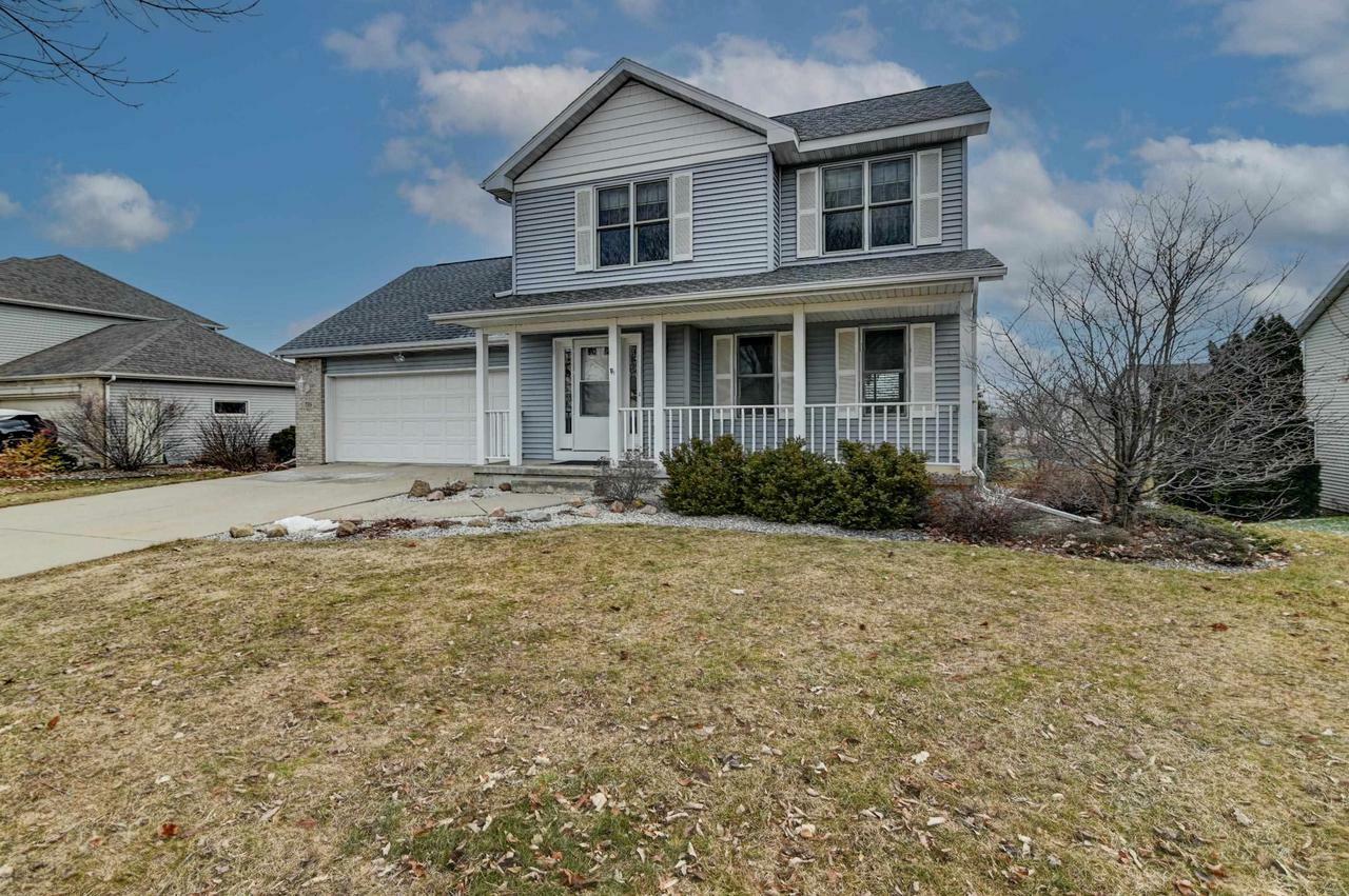 Property Photo:  733 Valley View Drive  WI 53589 