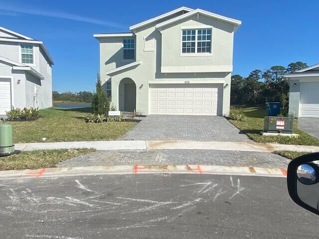 Property Photo: 622 Papillon Street SW FL 32908