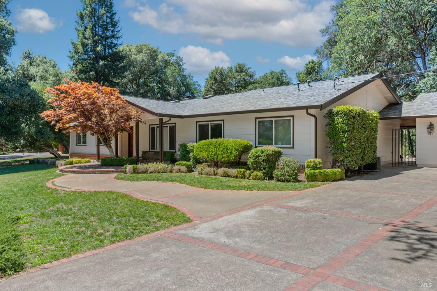 Property Photo:  1640 Wildwood Road  CA 95482 