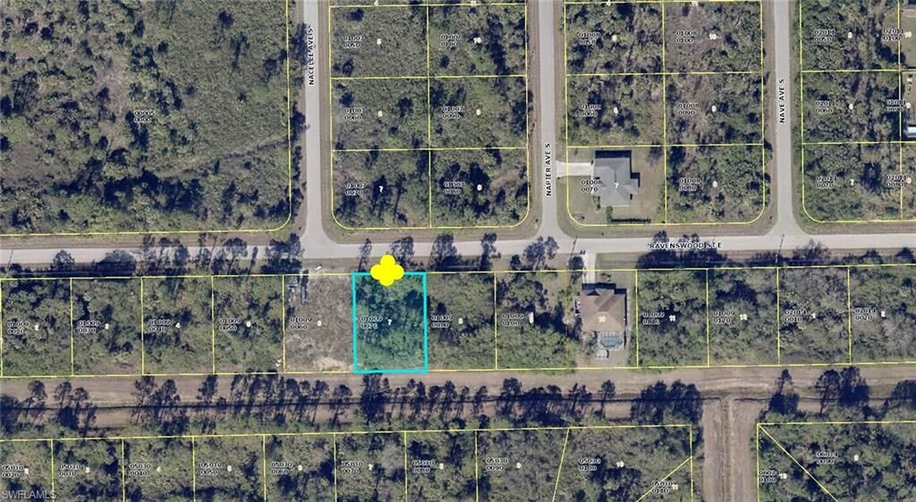 Property Photo: 1120 Ravenswood St E FL 33974