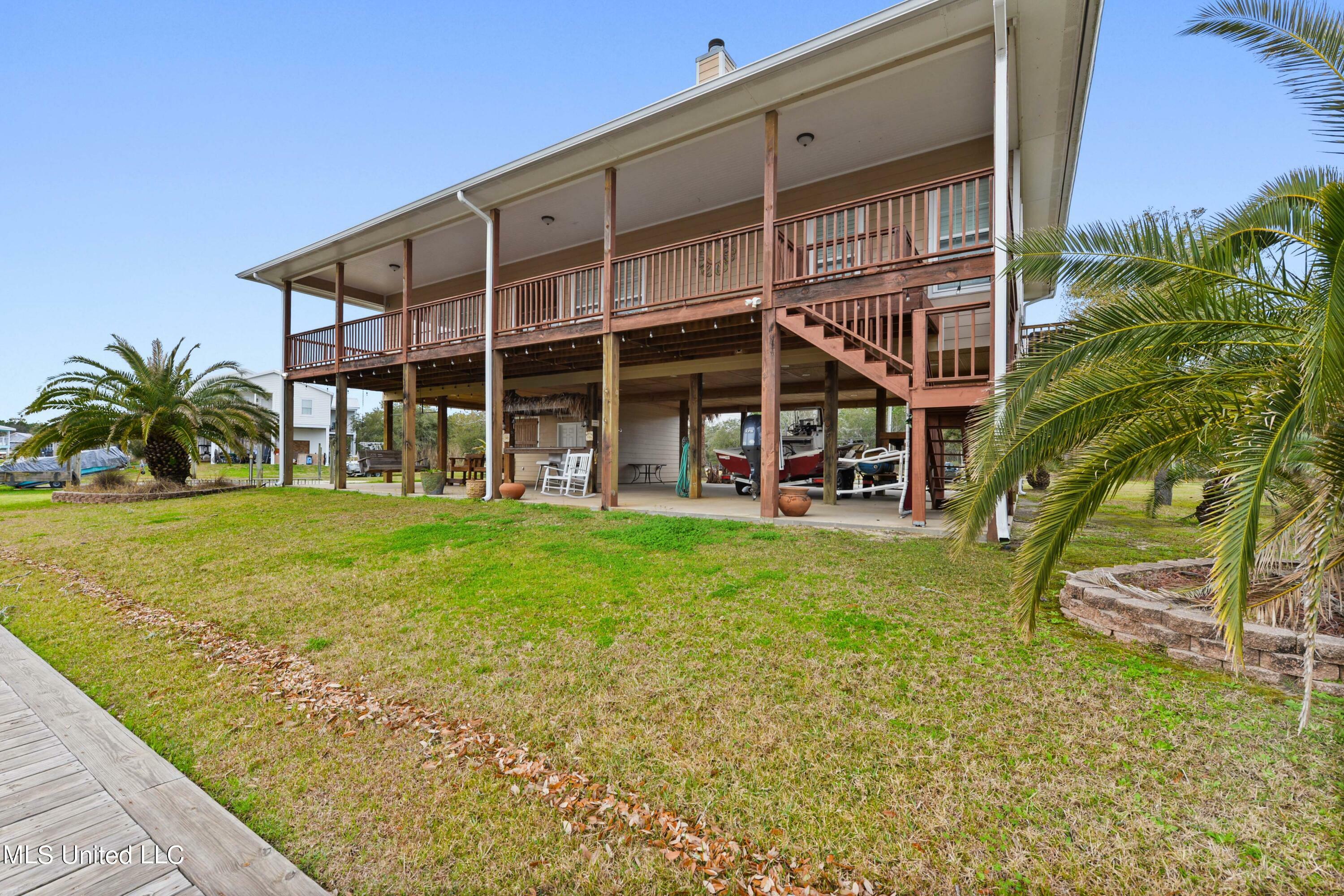 Property Photo:  740 Oleander Drive  MS 39520 