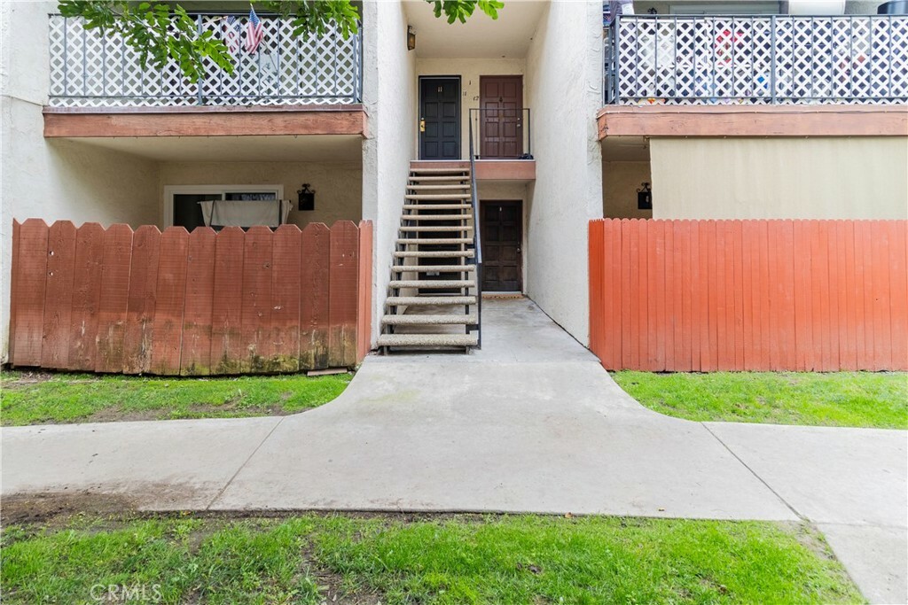 Property Photo:  23611 Golden Springs Drive I11  CA 91765 