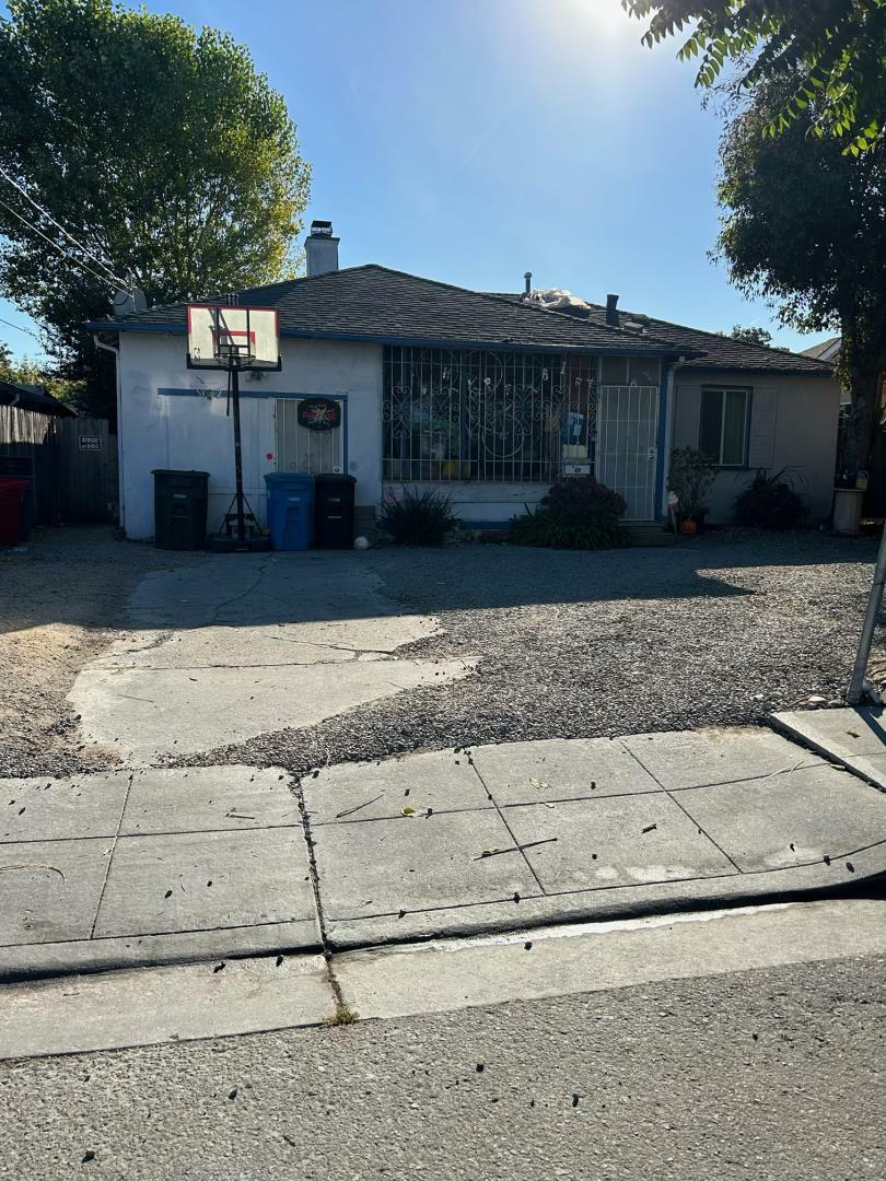 Property Photo: 1362 Henderson Avenue CA 94025