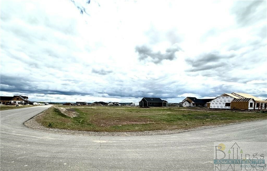 Property Photo:  Lot 16 Block 7 Hunter Hall St  MT 59106 