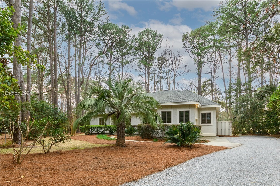 Property Photo:  12 Spring Island Drive  SC 29909 