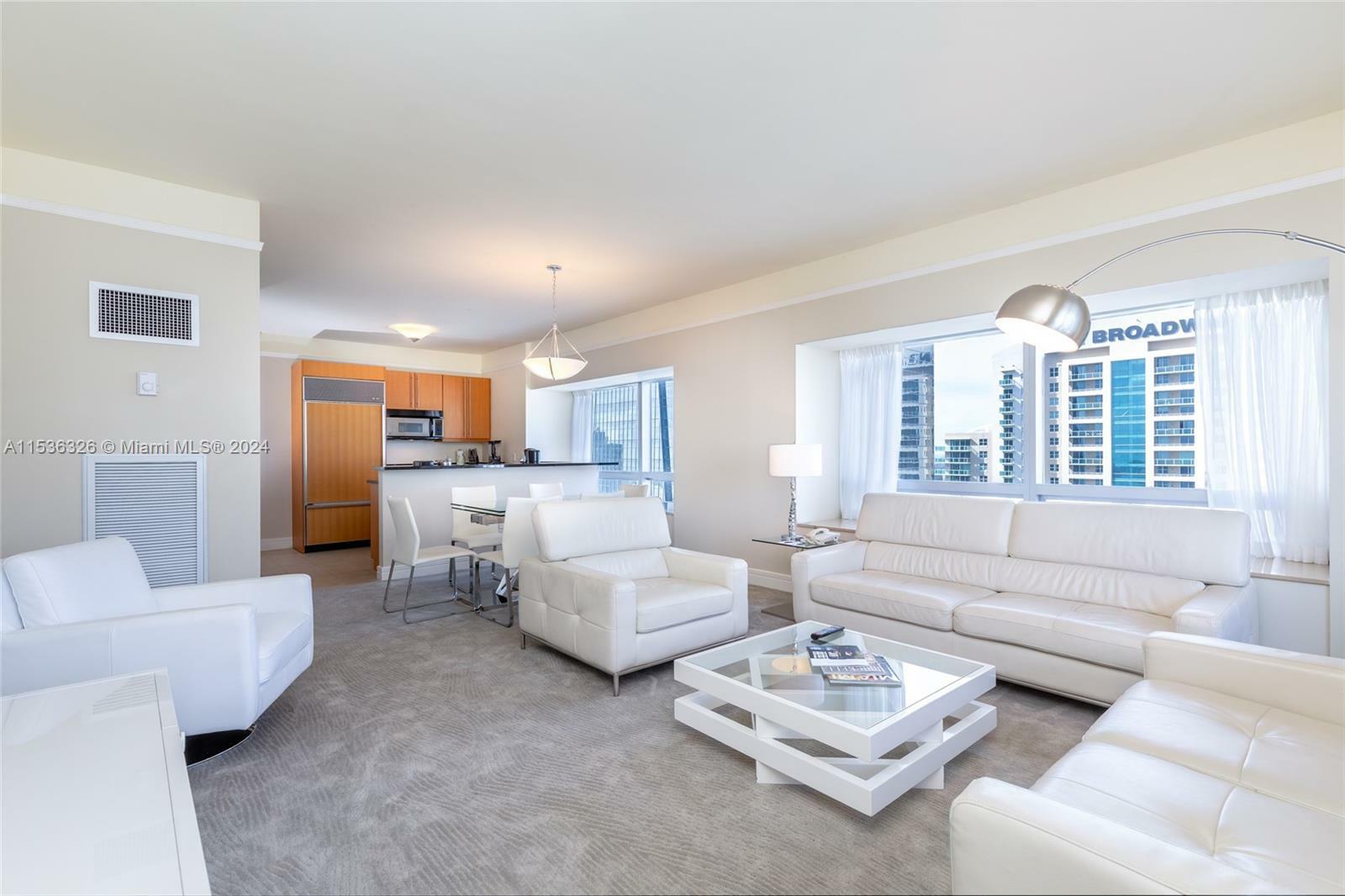 Property Photo:  1435 Brickell Ave 3112  FL 33131 