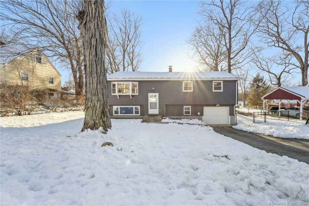 Property Photo:  46 Laurel Drive  CT 06370 