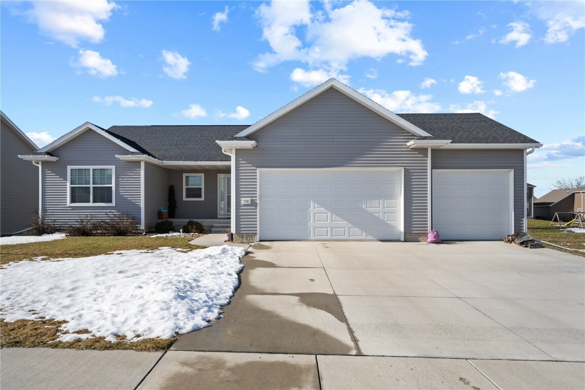 Property Photo:  328 Grey Slate Drive SW  IA 52404 