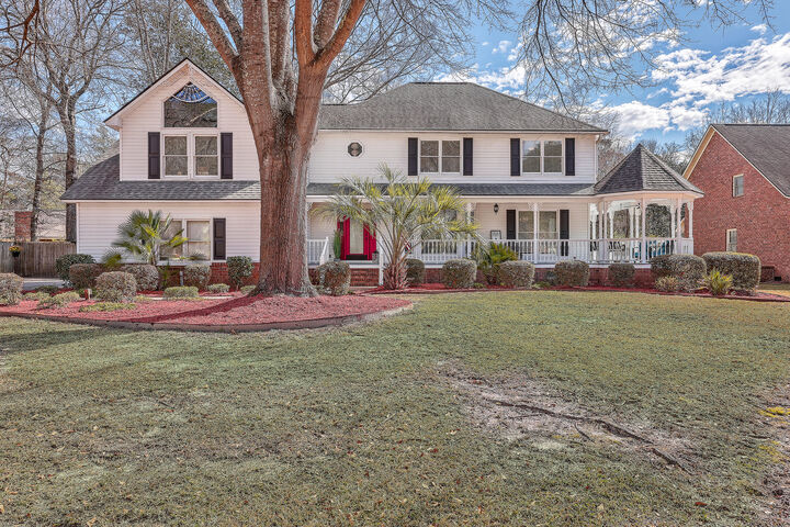 409 Glouchester Court  Summerville SC 29485 photo