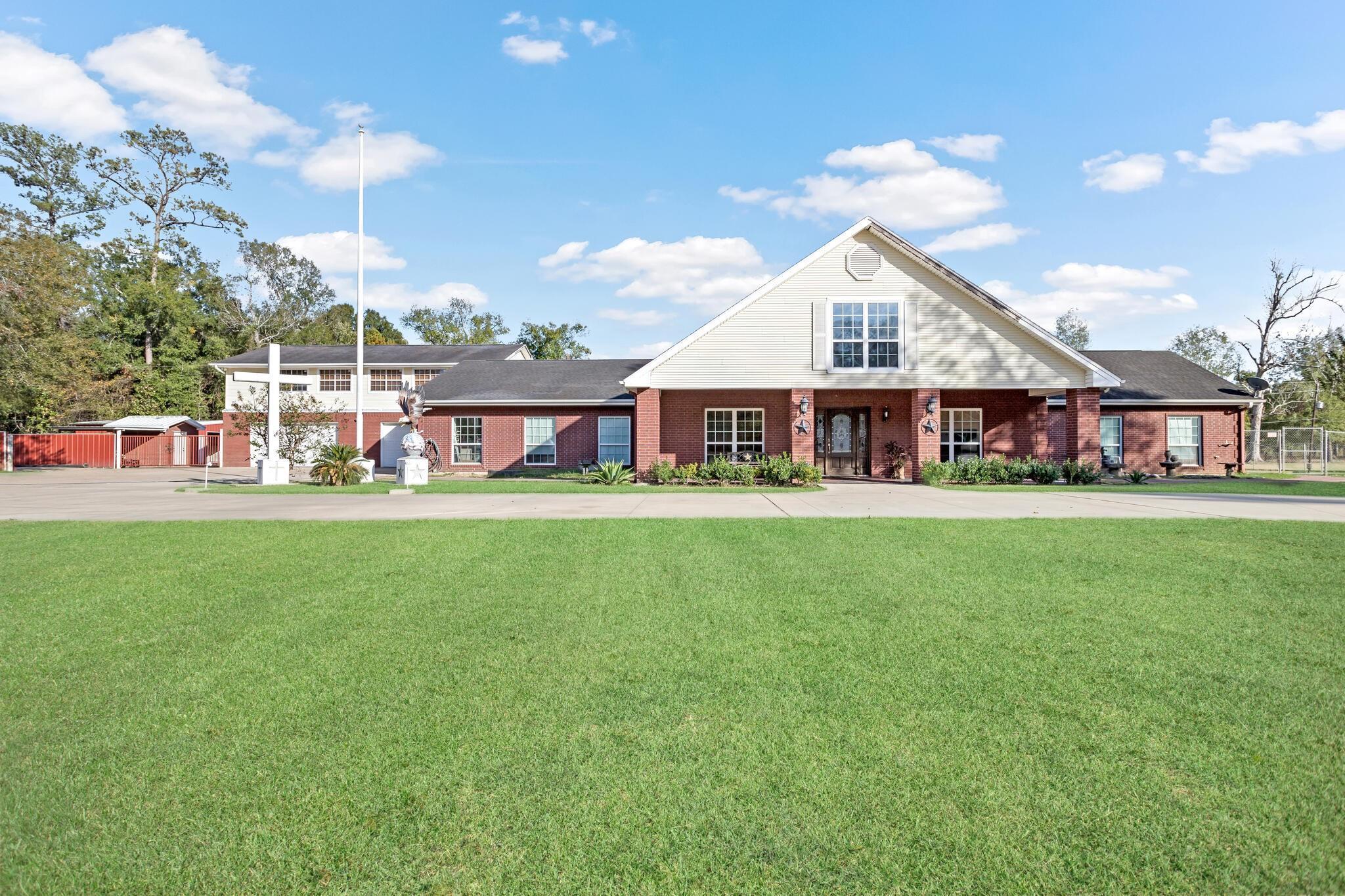Property Photo:  486 Parish Road  TX 77632 