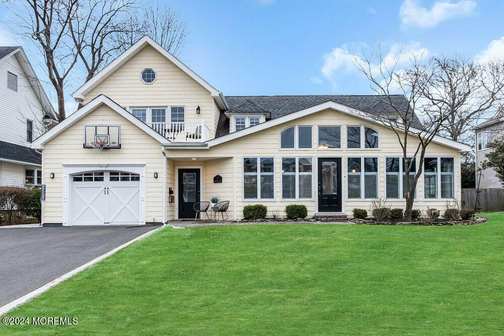 Property Photo:  17 Monmouth Parkway  NJ 07750 