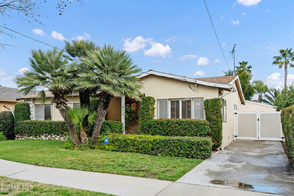 Property Photo:  6118 Wilkinson Avenue  CA 91606 