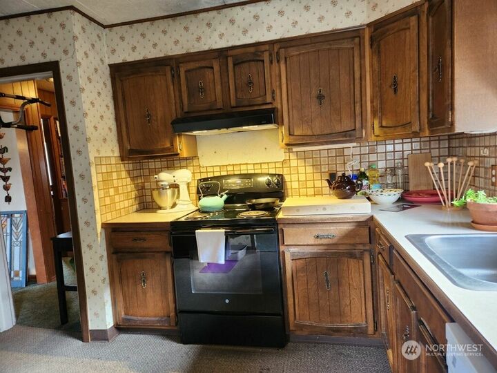 Property Photo: 140 SW McFadden Avenue WA 98532