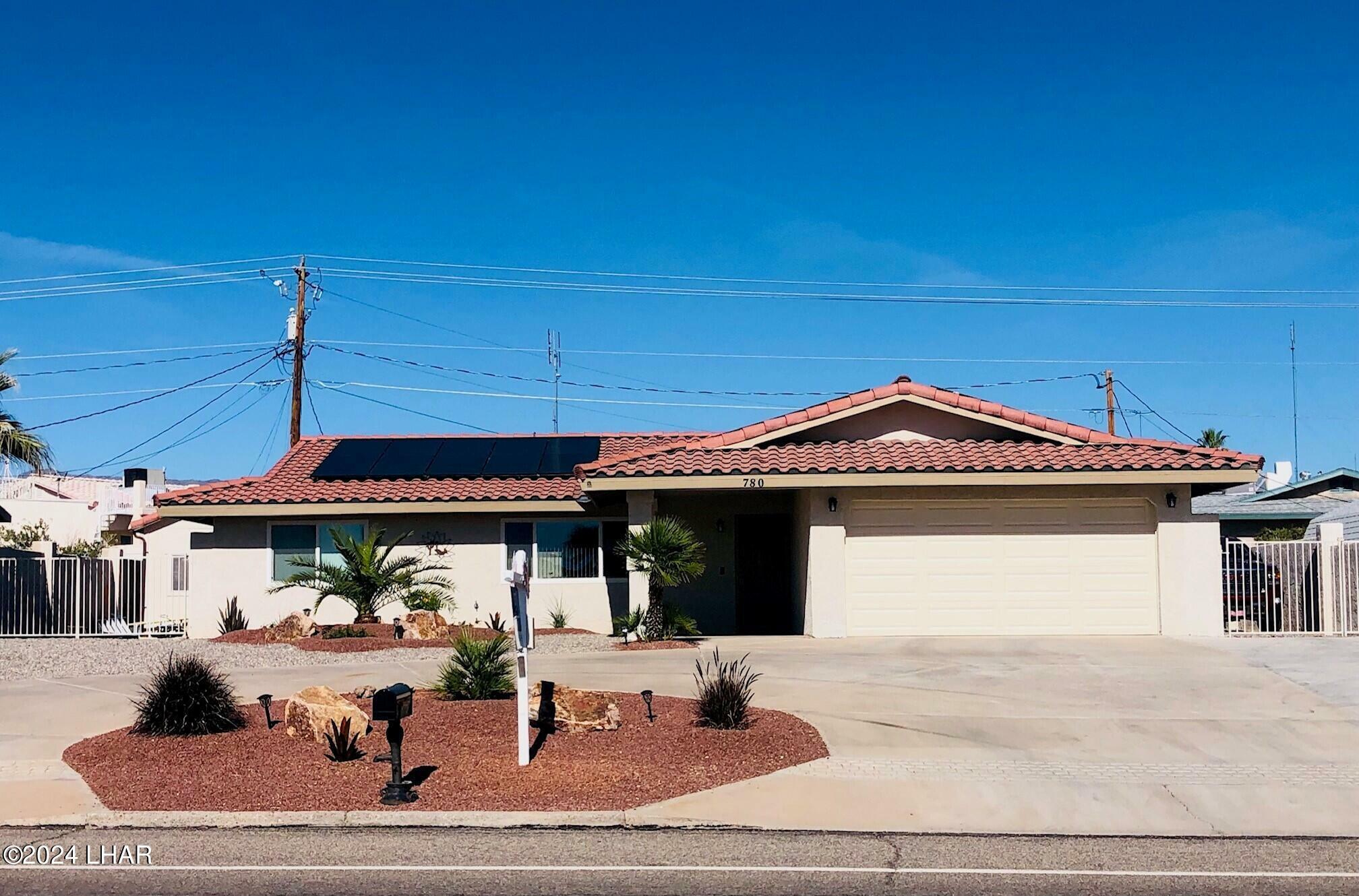 Property Photo:  780 Acoma Blvd  AZ 86406 